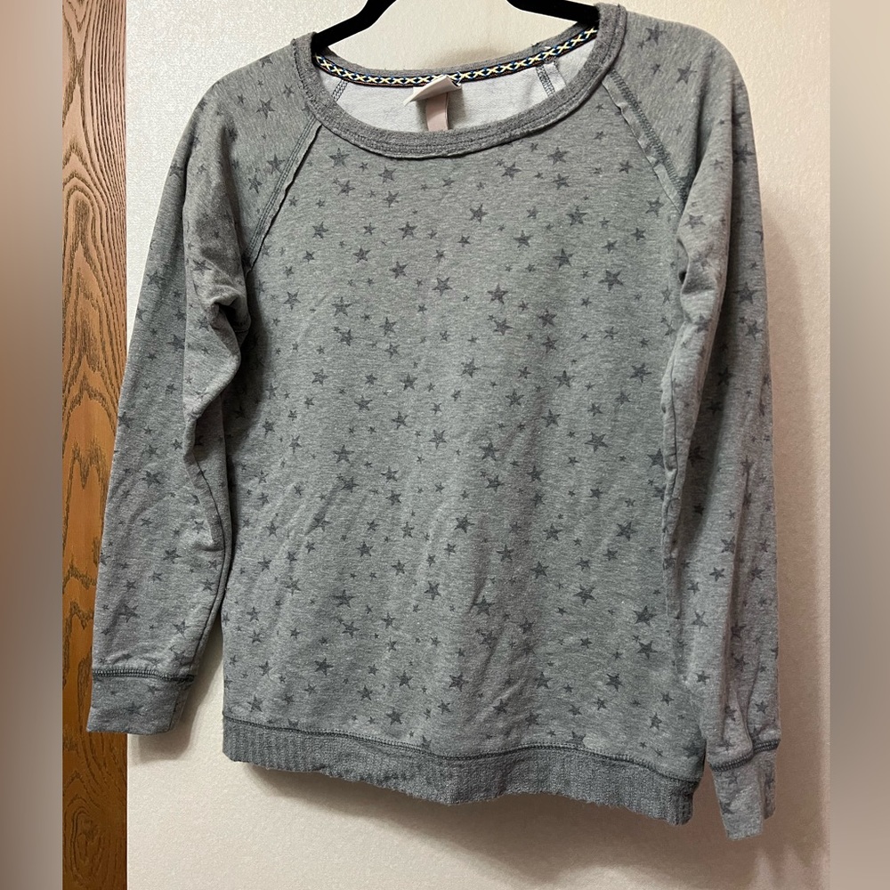 Star crewneck